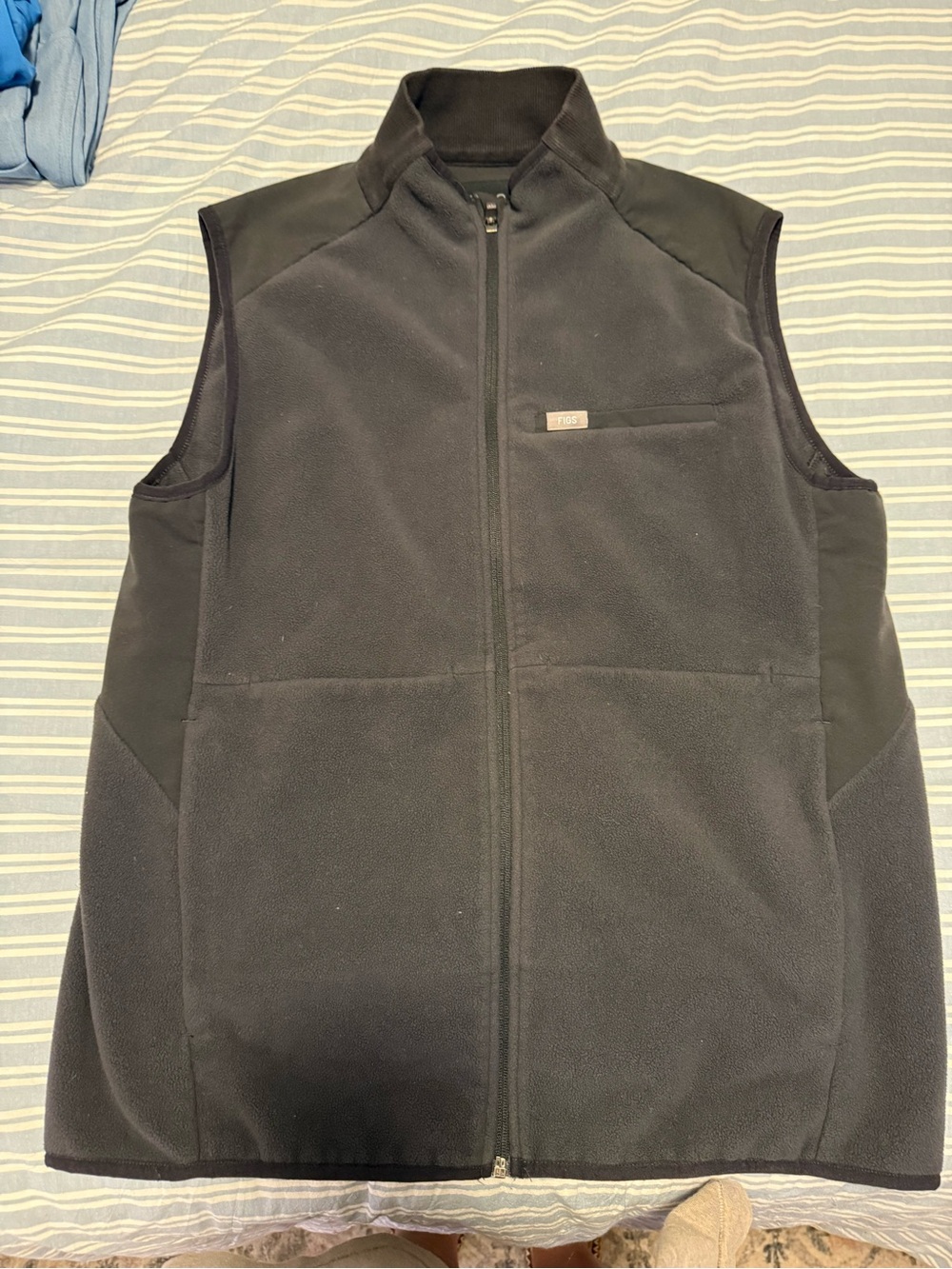 Figs Gray On Shift Fleece Vest